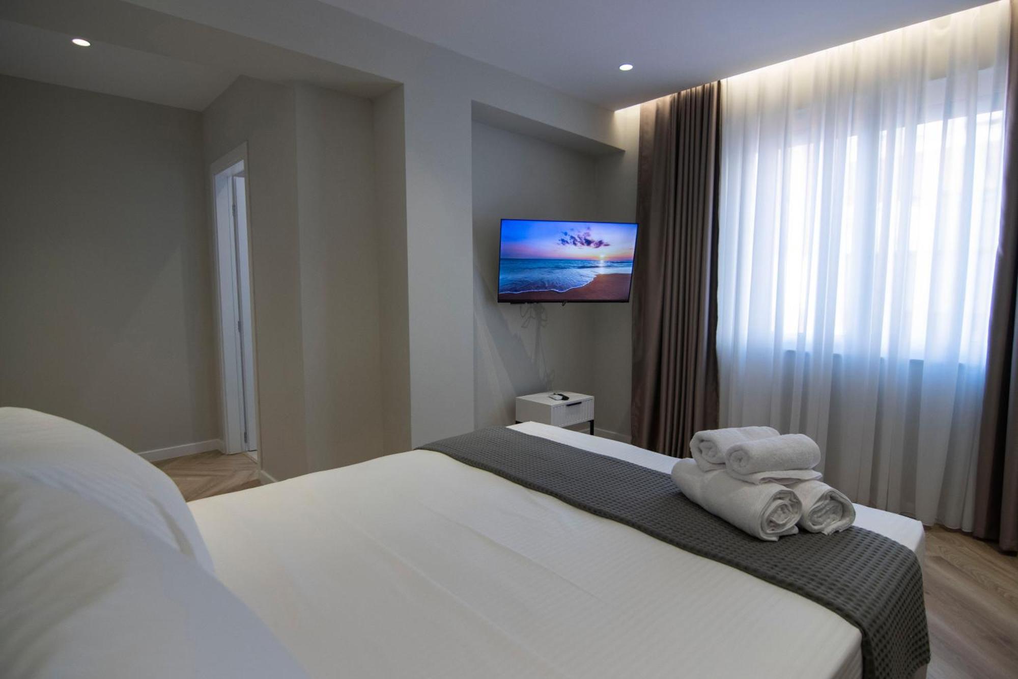 Mina Luxury Rooms Τίρανα Εξωτερικό φωτογραφία