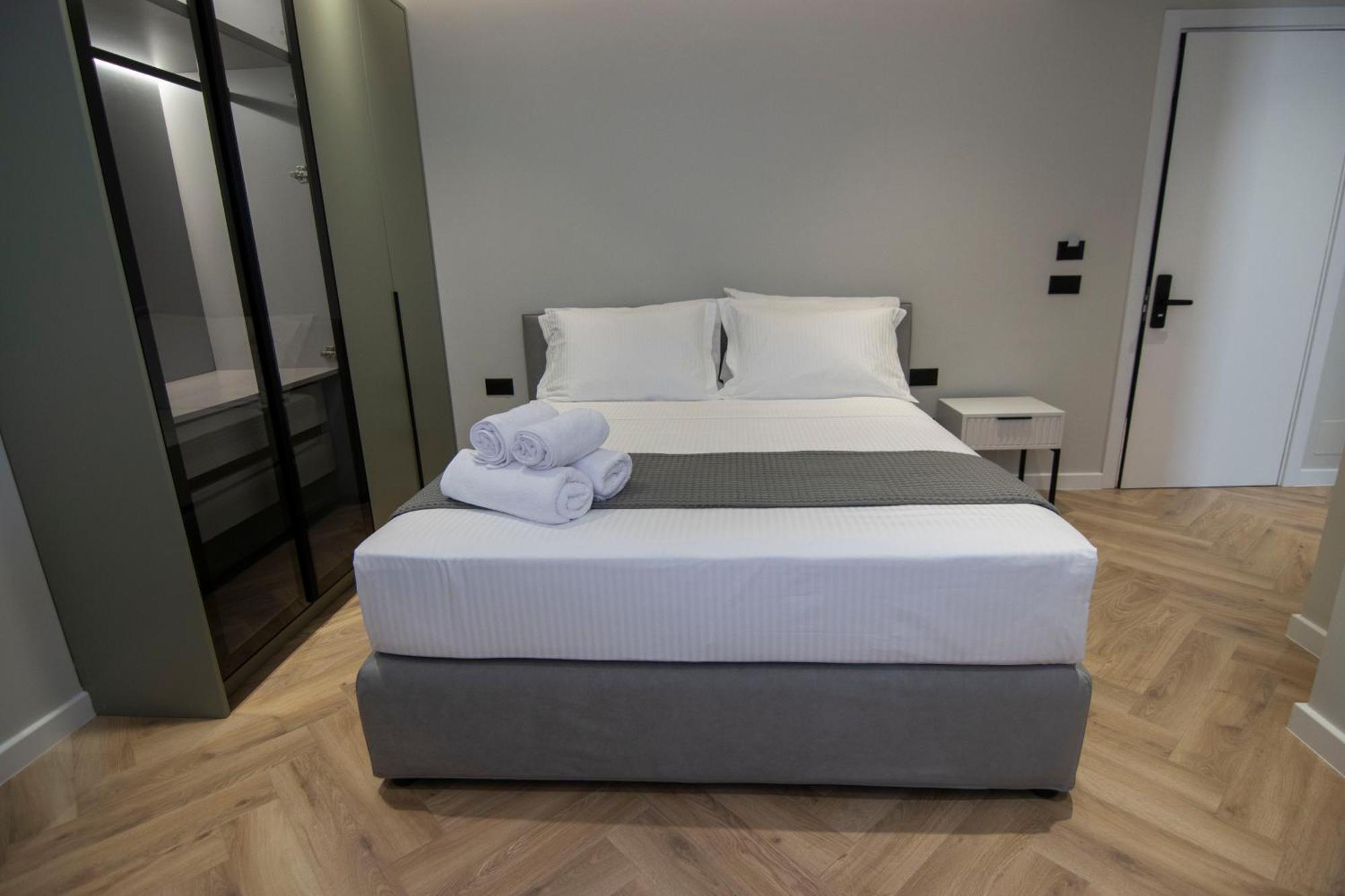 Mina Luxury Rooms Τίρανα Εξωτερικό φωτογραφία