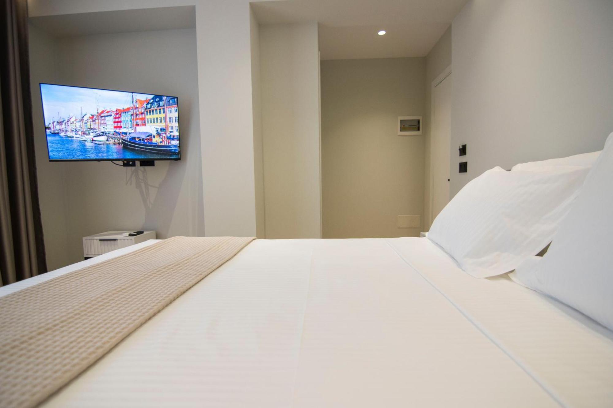 Mina Luxury Rooms Τίρανα Εξωτερικό φωτογραφία