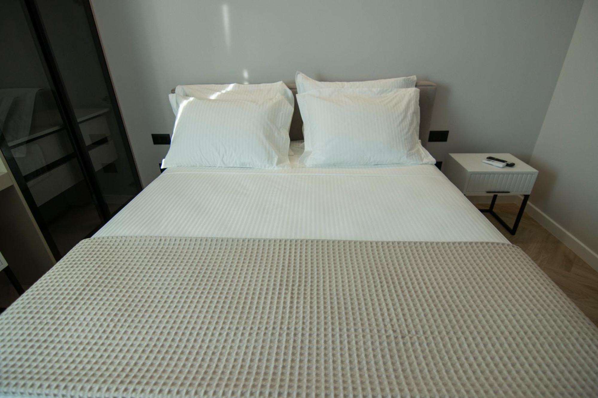 Mina Luxury Rooms Τίρανα Εξωτερικό φωτογραφία