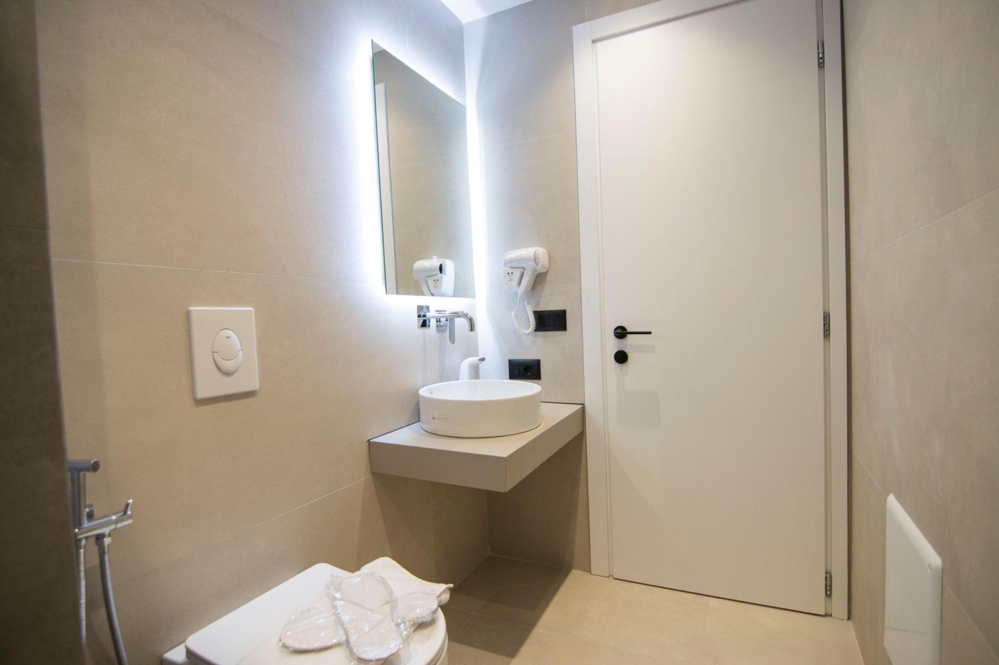 Mina Luxury Rooms Τίρανα Εξωτερικό φωτογραφία