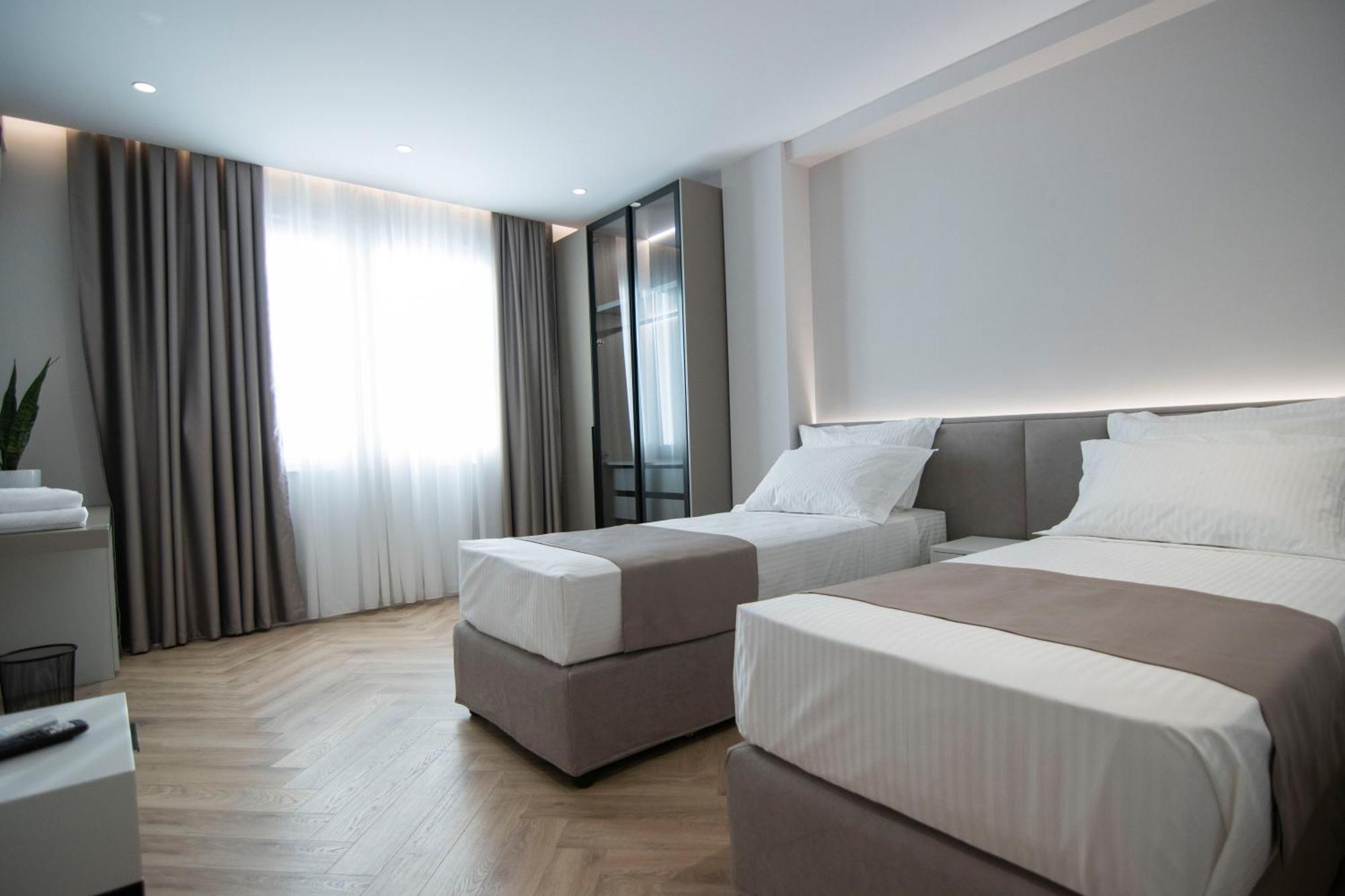 Mina Luxury Rooms Τίρανα Εξωτερικό φωτογραφία