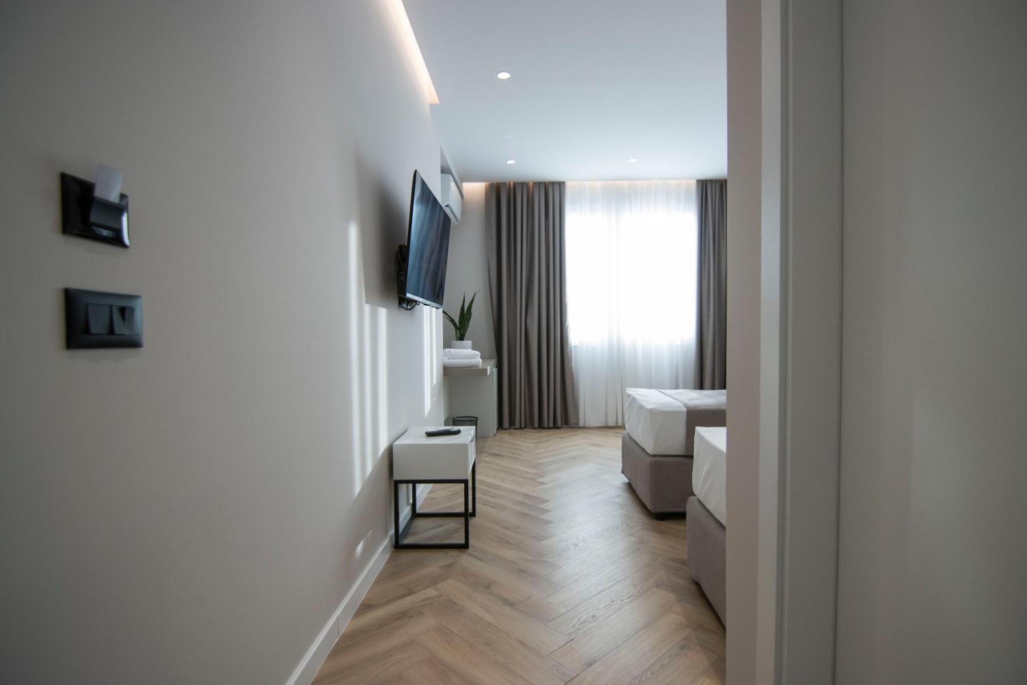 Mina Luxury Rooms Τίρανα Εξωτερικό φωτογραφία
