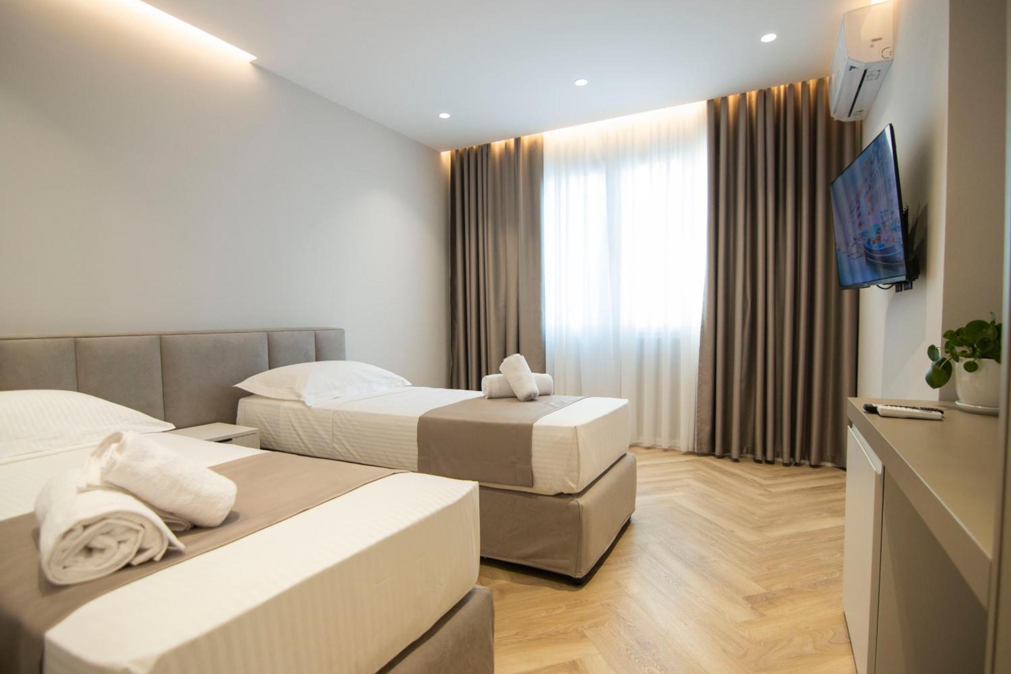 Mina Luxury Rooms Τίρανα Εξωτερικό φωτογραφία